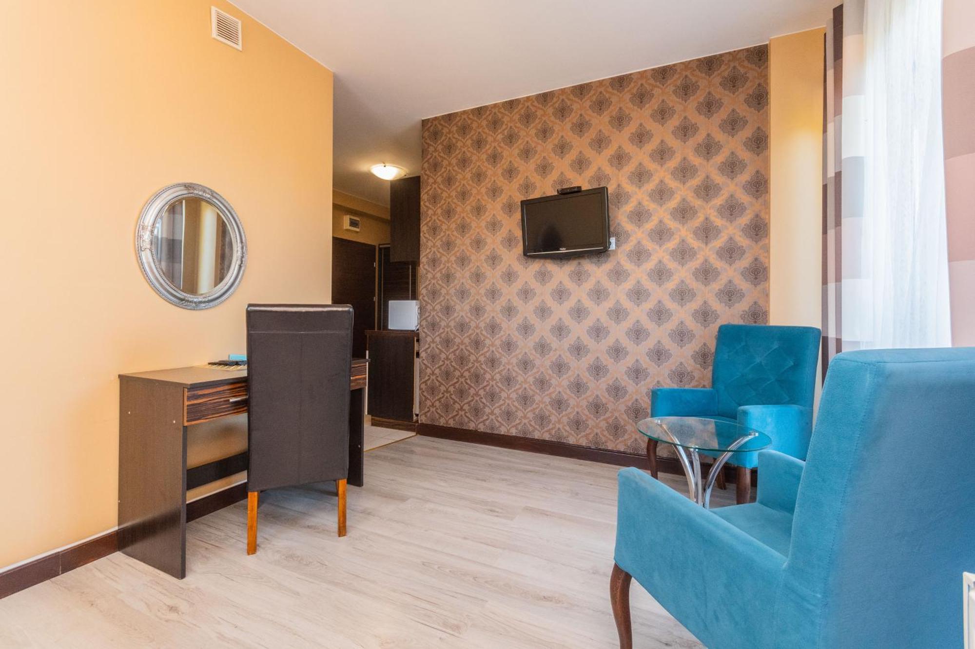 Sztutowo Lazurowy Dwor - Apartamenty Oraz Pokoje Z Basenem I Parkingiem Room photo